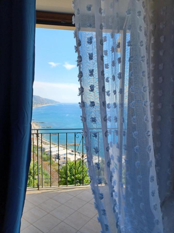 Un Oblo Sul Mare Apartment San Lucido Luaran gambar