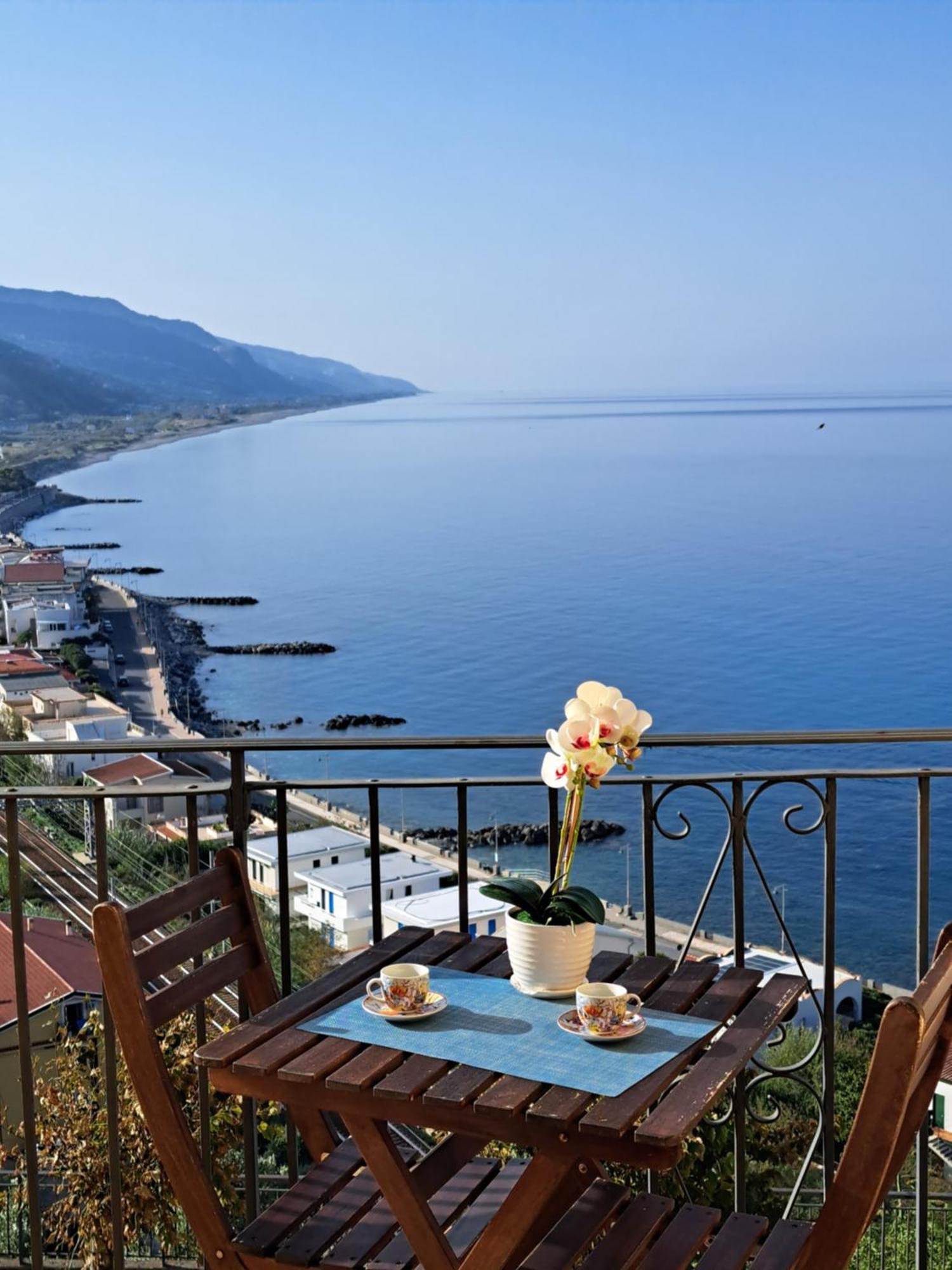 Un Oblo Sul Mare Apartment San Lucido Luaran gambar